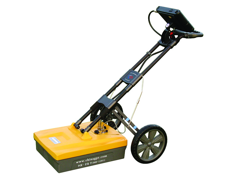 <b>LTD-R1公路養(yǎng)護(hù)專用雷達(dá)檢測(cè)深度</b>